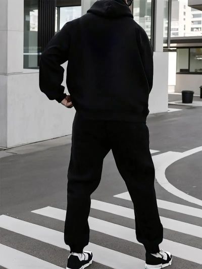 Echipa sportivă masculină Red X Face