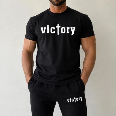 Echipă sportivă masculină (trening și tricou) – Victory